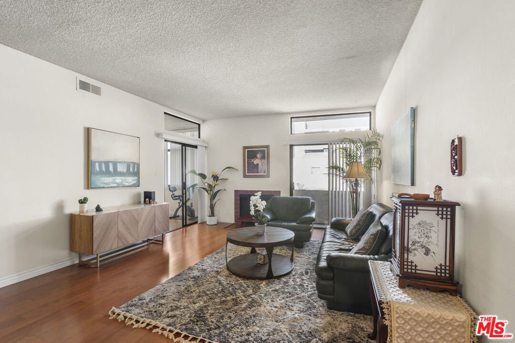 Image Unavailable