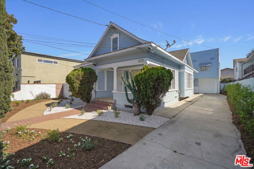 listing main photo