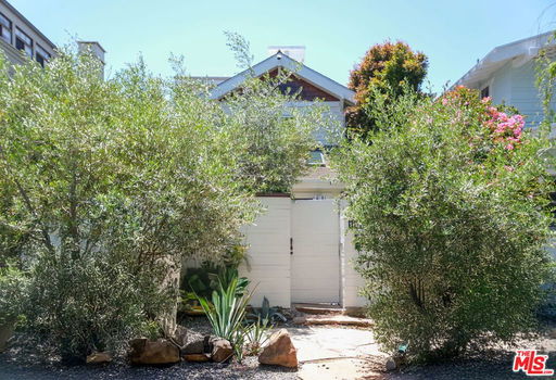listing main photo