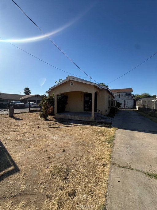 listing main photo