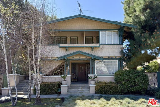 listing main photo