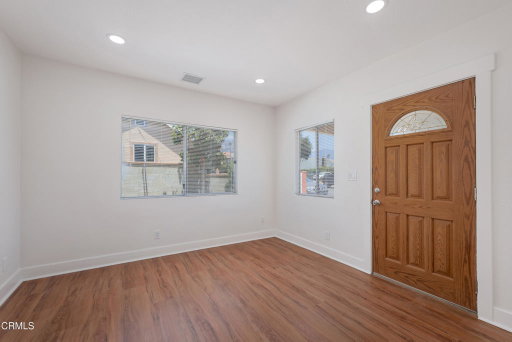 listing main photo