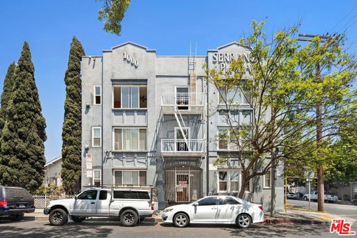 listing main photo