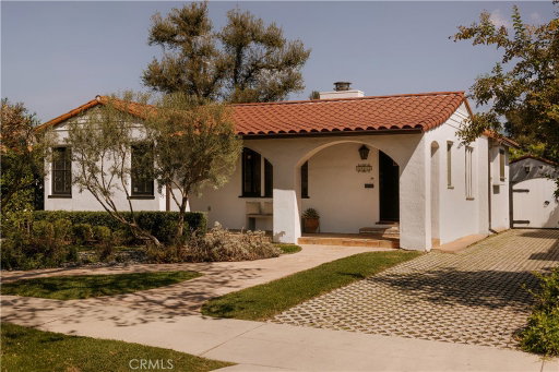 listing main photo