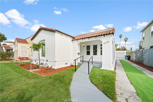 listing main photo