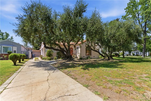 listing main photo