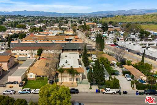 listing main photo
