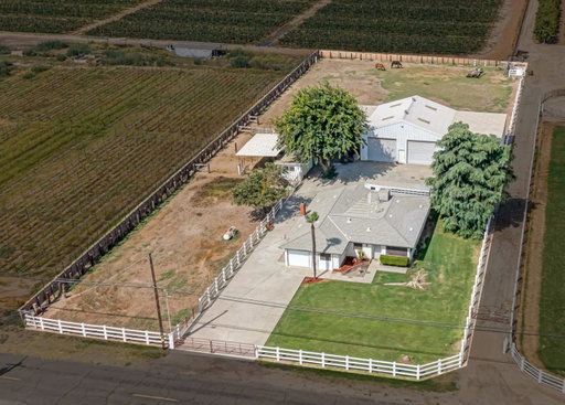 listing main photo