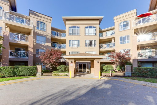 listing main photo