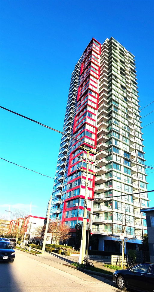 listing main photo