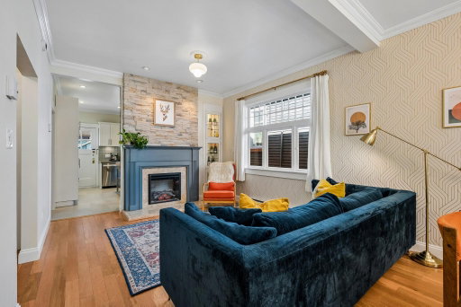 listing main photo