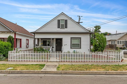 listing main photo
