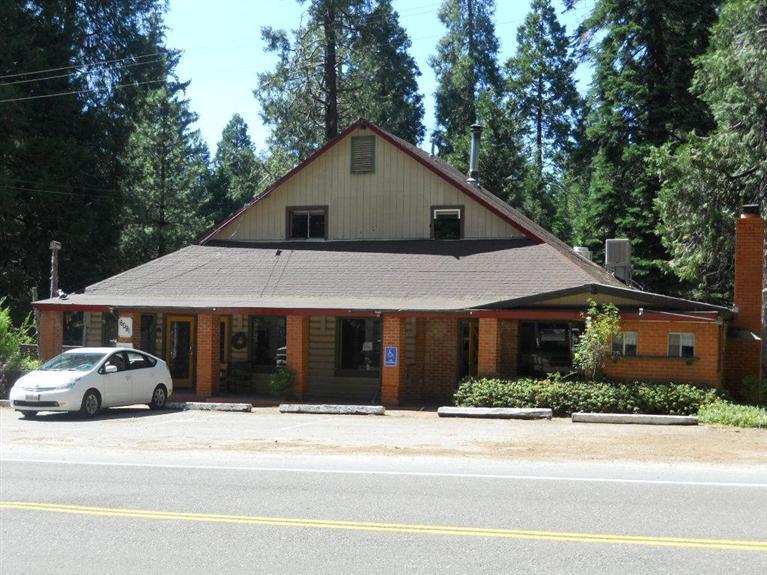 6091 Pony Express Trl, Pollock Pines, CA 95726