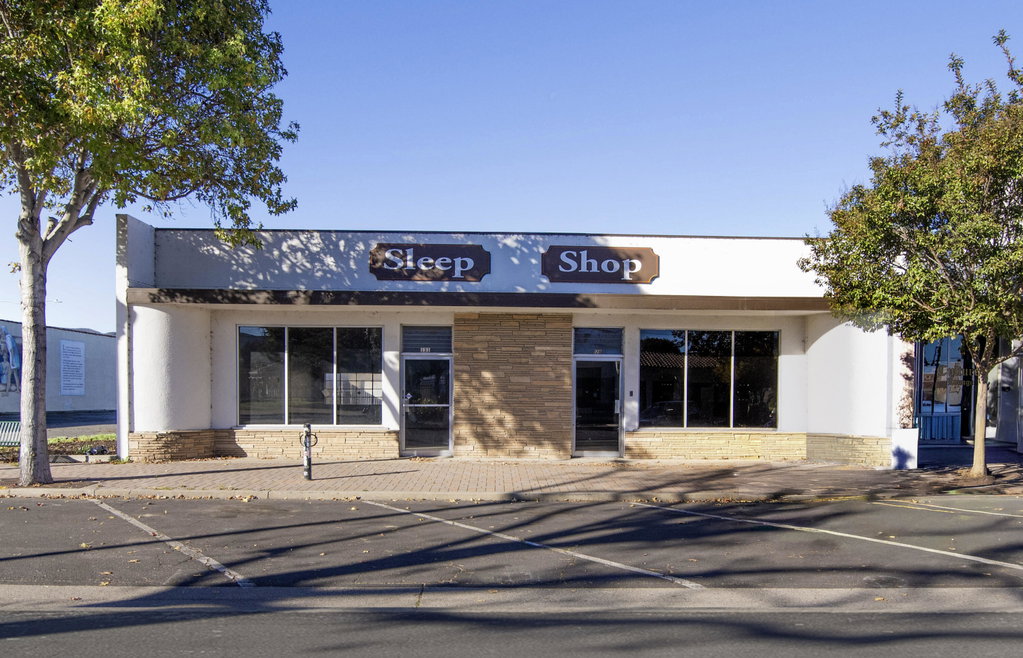 129 S H St, Lompoc, CA 93436