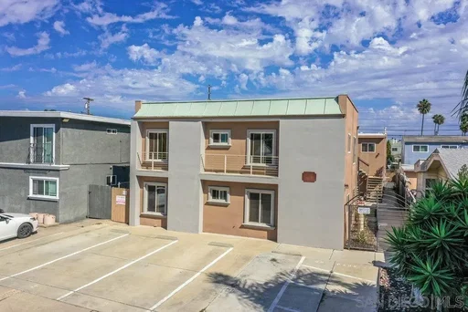listing main photo