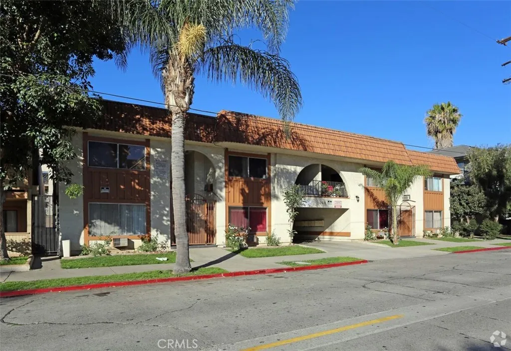 1416 N Spurgeon St, Santa Ana, CA 92701