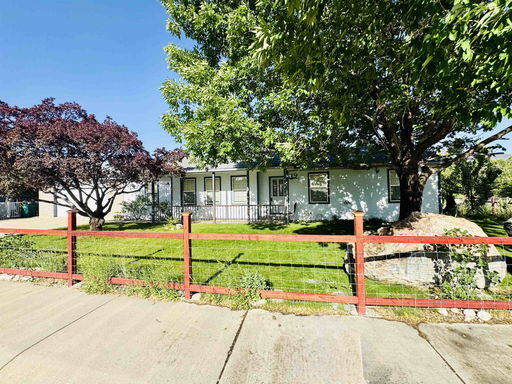 listing main photo