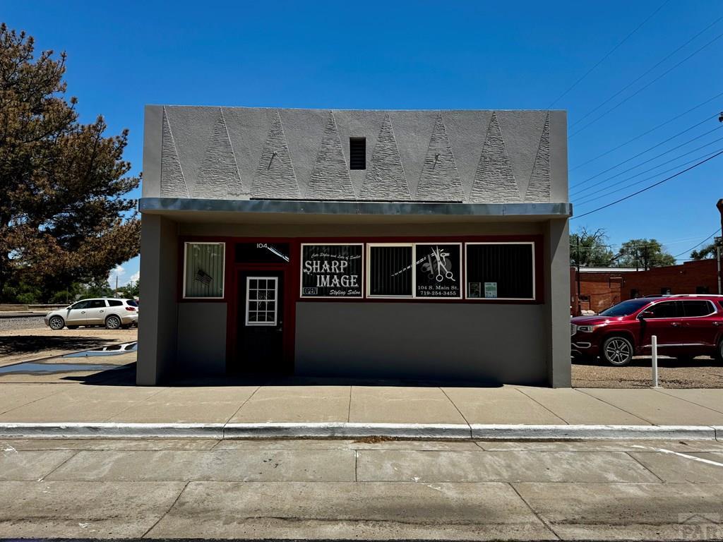 106 S Main St, Rocky Ford, CO 81067