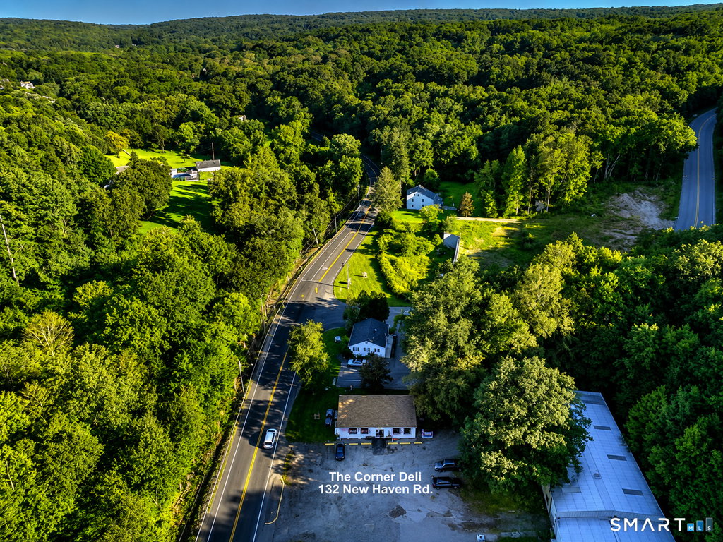 132 New Haven Rd, Seymour, CT 06483