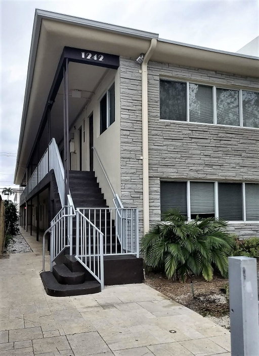 listing main photo