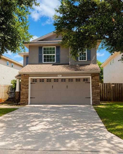 listing main photo