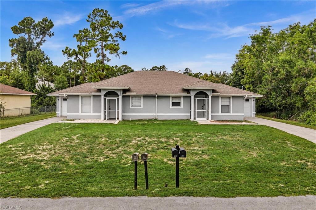 5327 30Th St SW, Lehigh Acres, FL 33973
