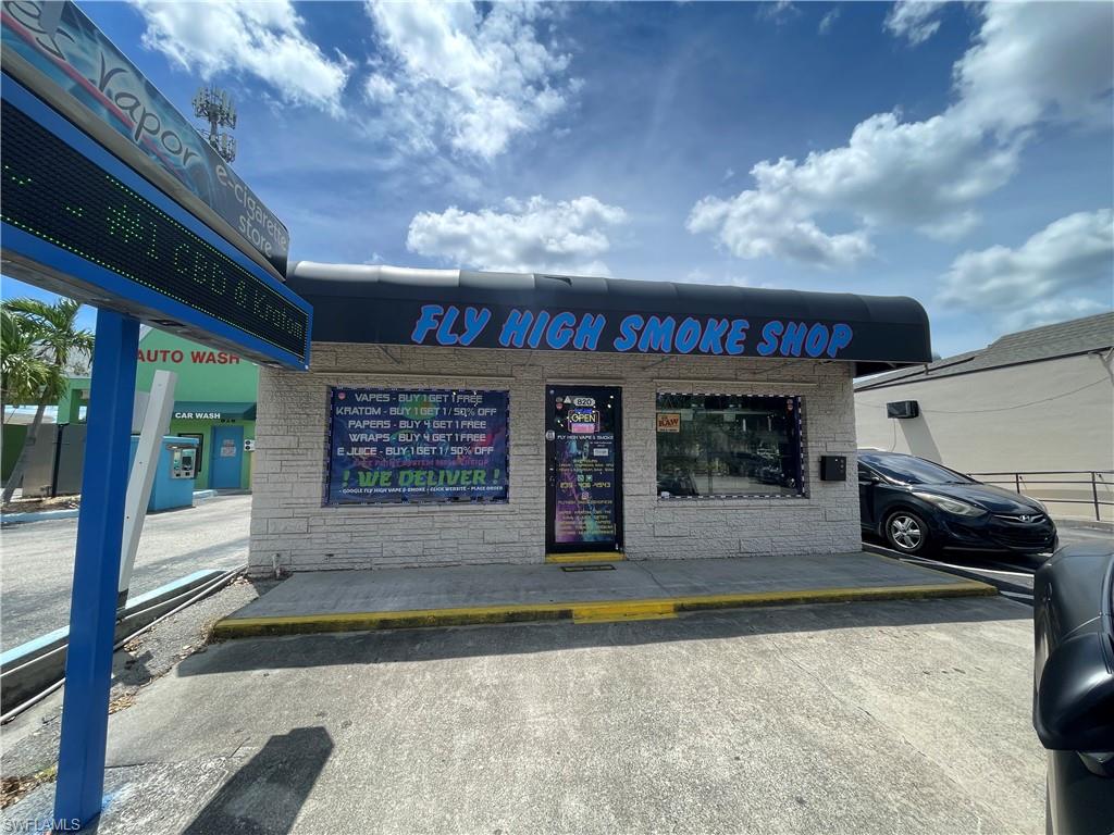 820 Cape Coral Pkwy E, Cape Coral, FL 33904