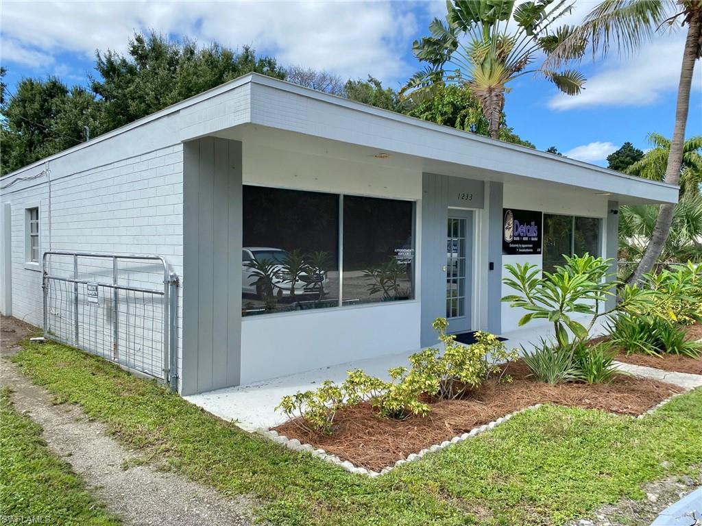 1231/1233 Lamar Rd, North Fort Myers, FL 33903