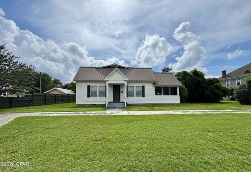 listing main photo