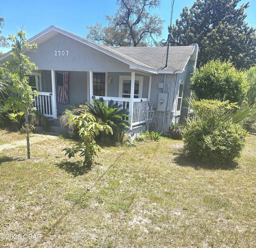 listing main photo
