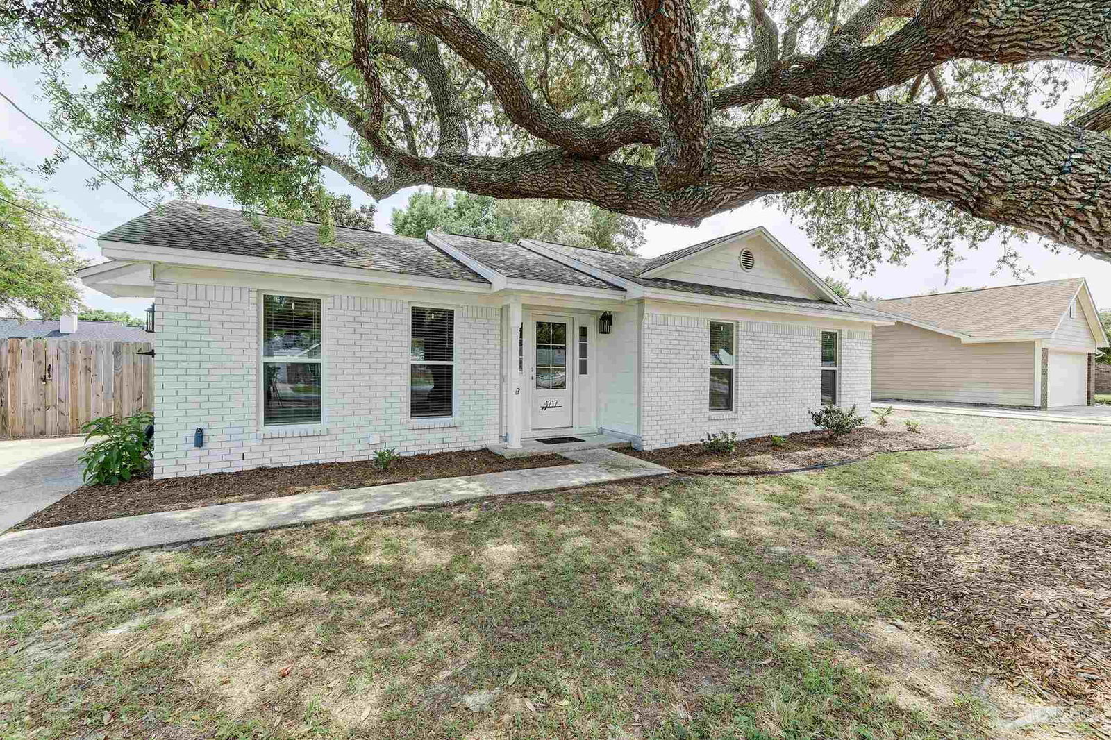 4717 Kitty Hawk Cir Gulf Breeze - 0f99d6f9e9ddc5167e58901ff1001cac