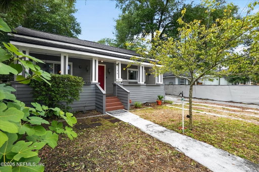 listing main photo