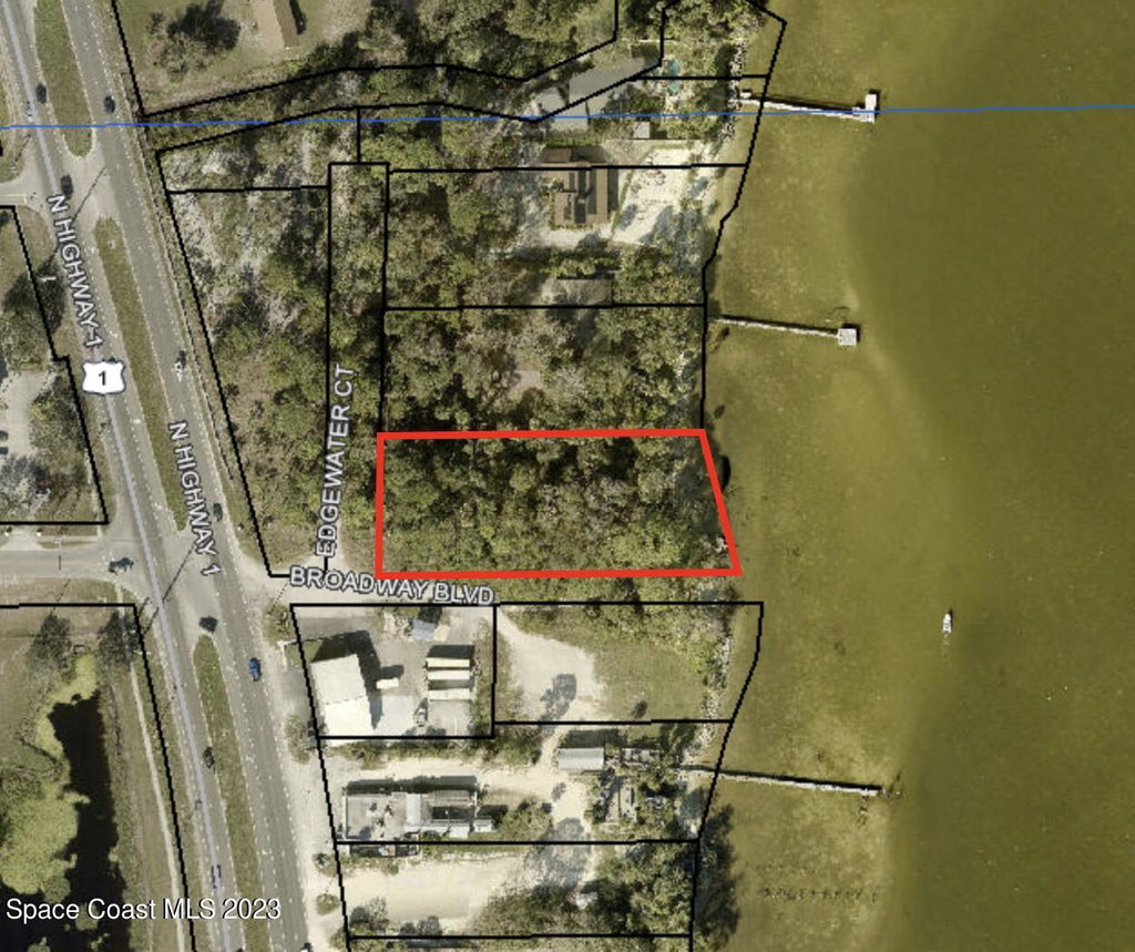 5400 Edgewater Ct, Cocoa, FL 32927
