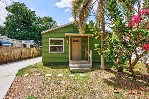 listing main photo