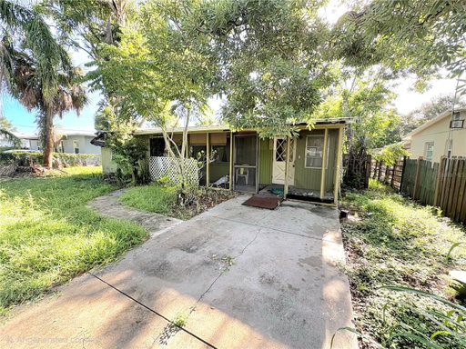 listing main photo