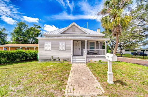 listing main photo
