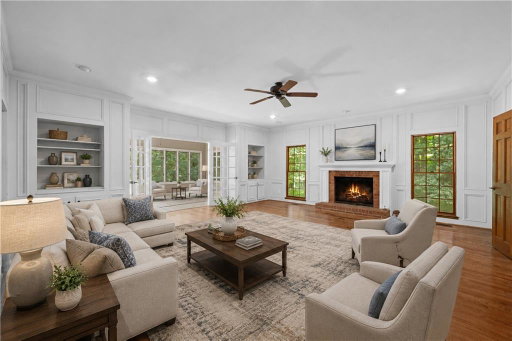 listing main photo