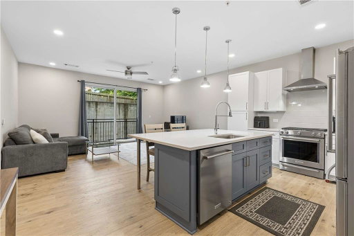 listing main photo
