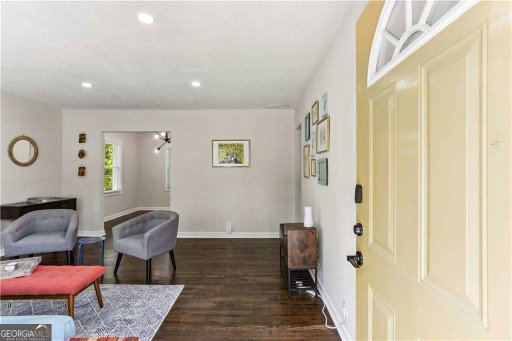 listing main photo