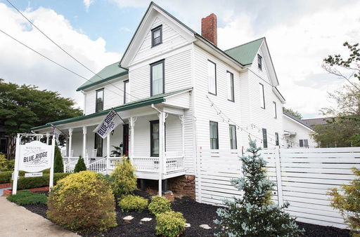 listing main photo