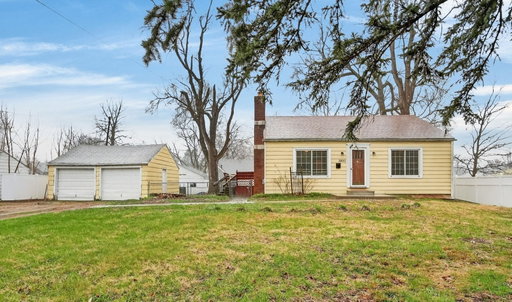 listing main photo