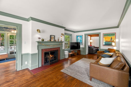 listing main photo