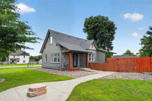 listing main photo