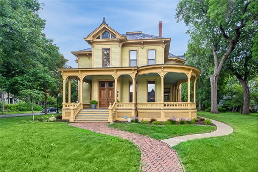 listing main photo