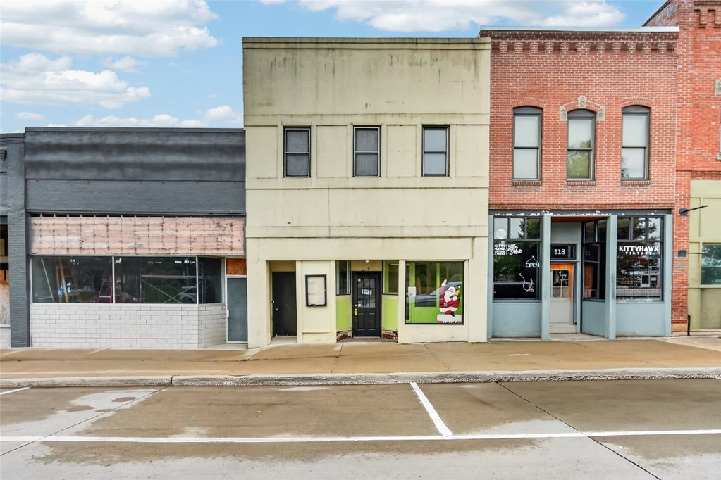 114 W Main St, Panora, IA 50216