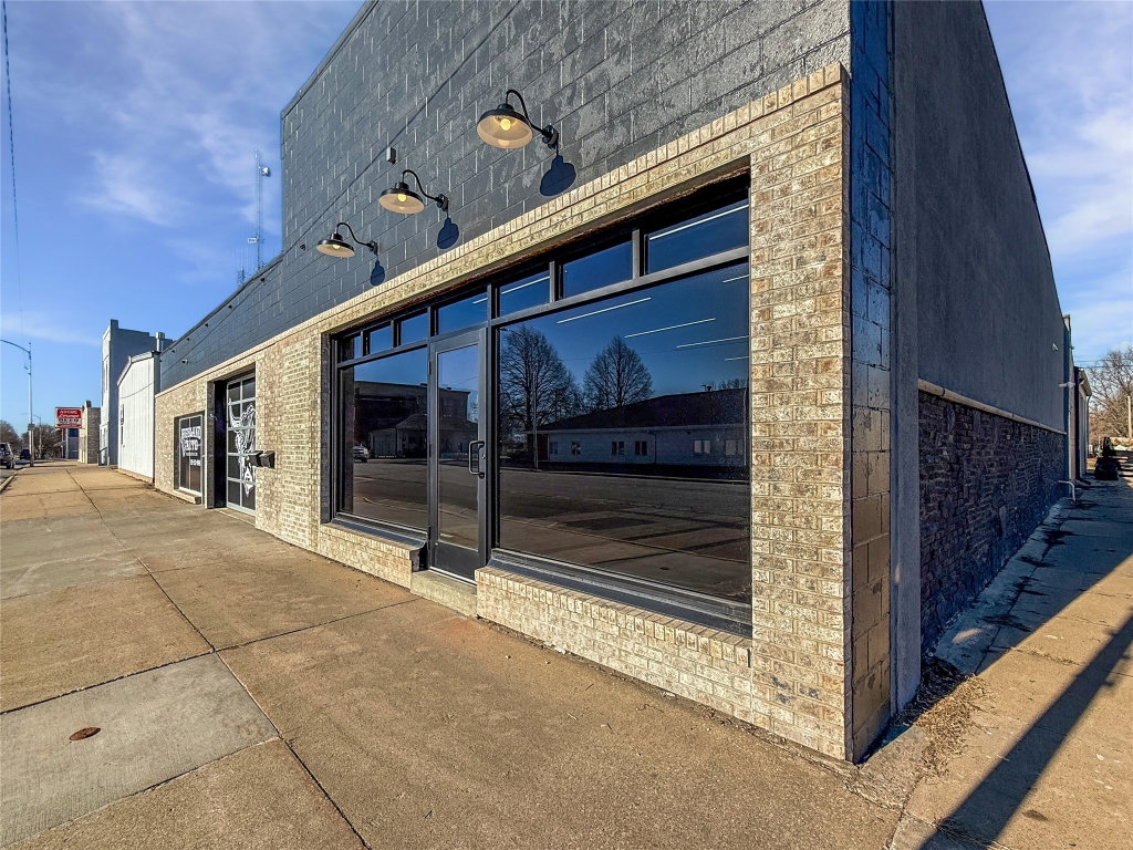 901 W Mamie Eisenhower Ave, Boone, IA 50036