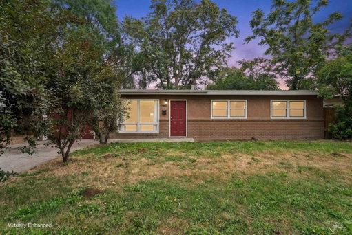 listing main photo