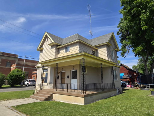 listing main photo