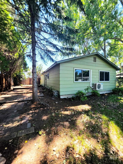 listing main photo