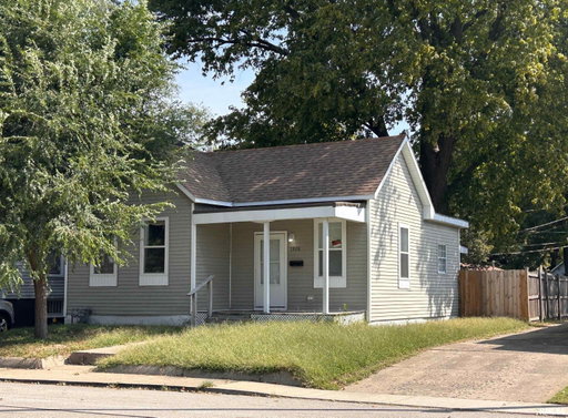 listing main photo